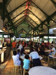 Meetings can vary a lot in format and location - selecting the architecture of your meeting carefully is one of the rules for driving great meeting experiences. 